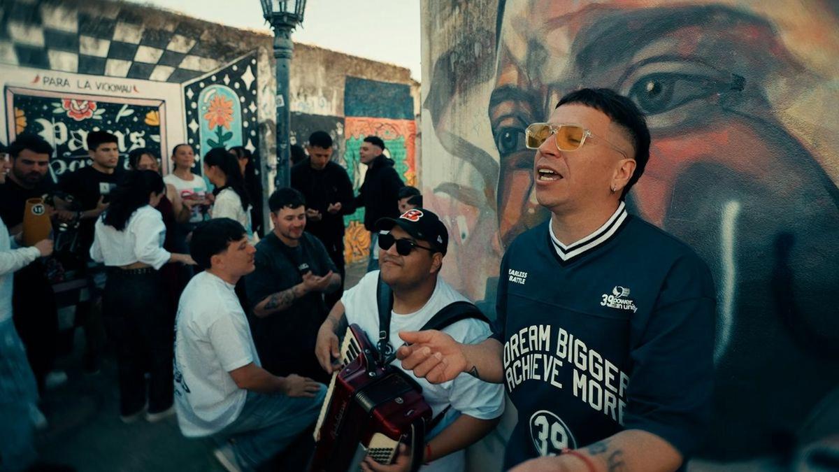 La Popu y Damián Córdoba invitaron a las hermanas de los “50 mil” a Jesús María
