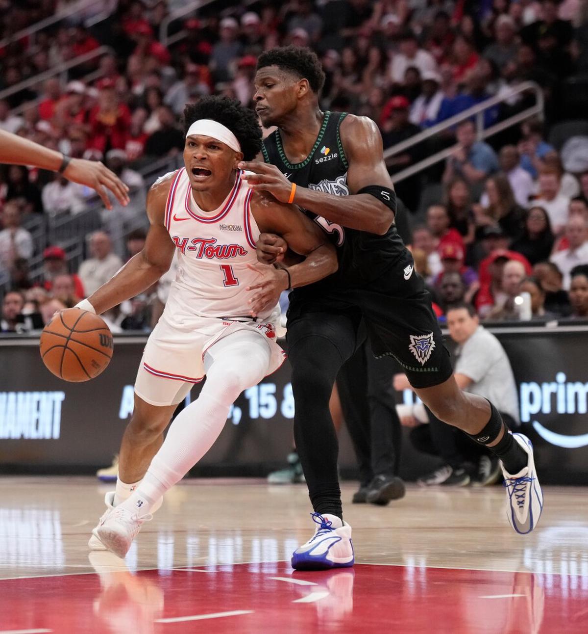 Timberwolves vencen 136-132 a Rockets para cortar racha de 8 triunfos de Houston