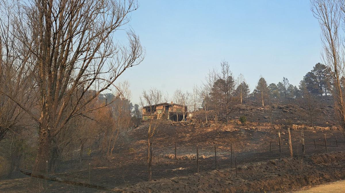 El Durazno, arrasado por el fuego.