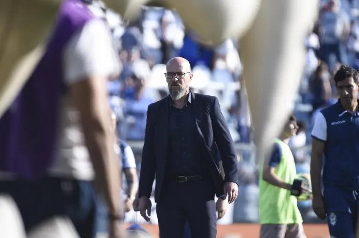 Orfila fue despedido de Gimnasia.