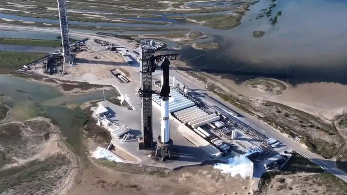 FOTO: Space X lanzó al espacio la nave más grande del mundo. (Foto:Captura)