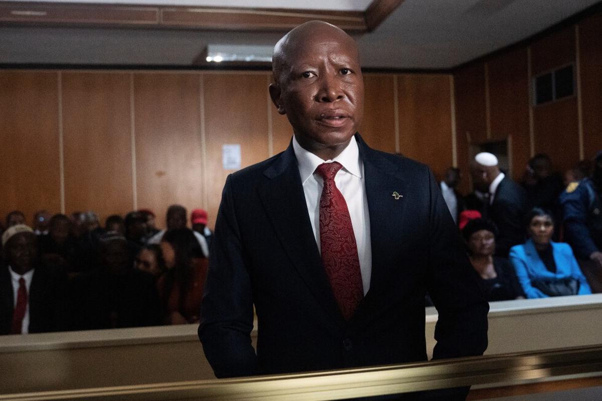 Político sudafricano Julius Malema, condenado a 5 años de cárcel por disparar en un mitin