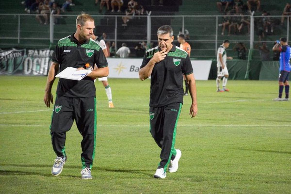 Martos es el 12ª DT que se va.