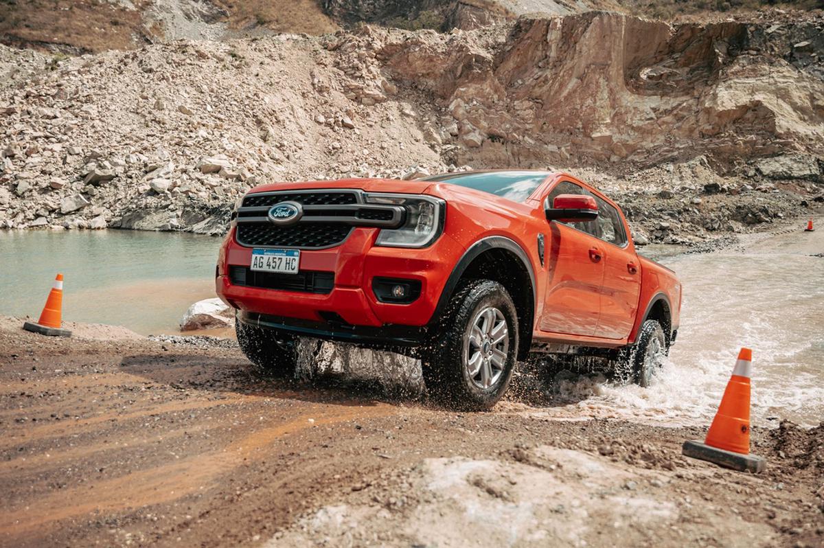 FOTO: Maipú Ford y el "Ranger Experience" en Córdoba con impactante recorrido Off Road