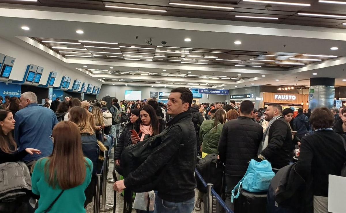 FOTO: Demoras en Aeroparque por asambleas. (Foto: ilustrativa/archivo Cadena 3)