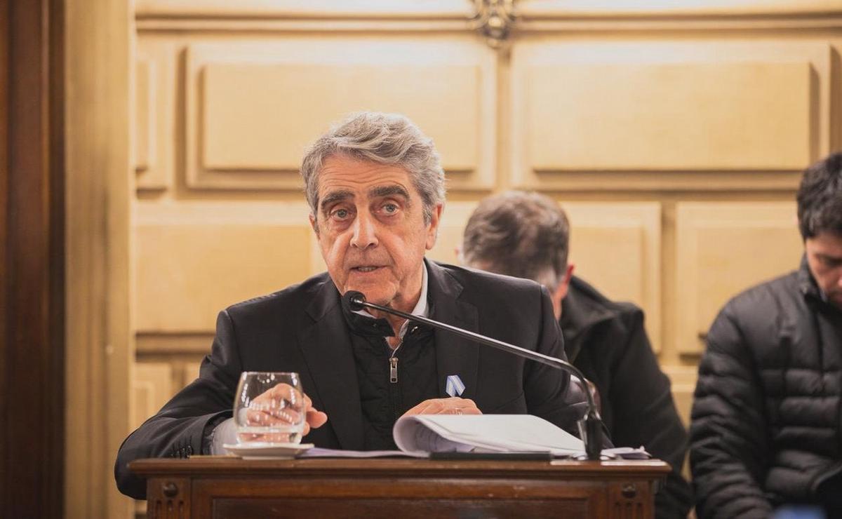 Armando Traferri, senador provincial.