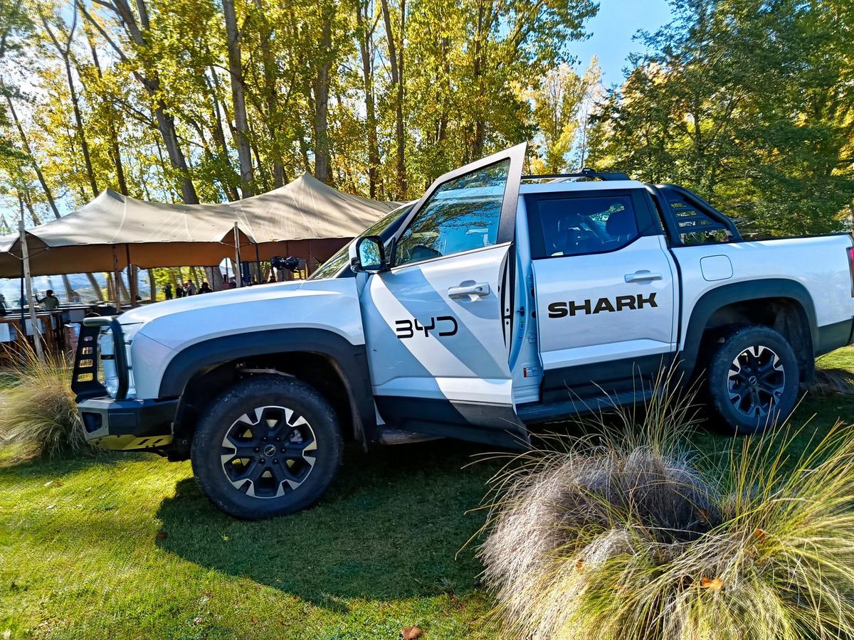 BYD presentó la Shark en Mendoza: la pickup híbrida que revoluciona el mercado.