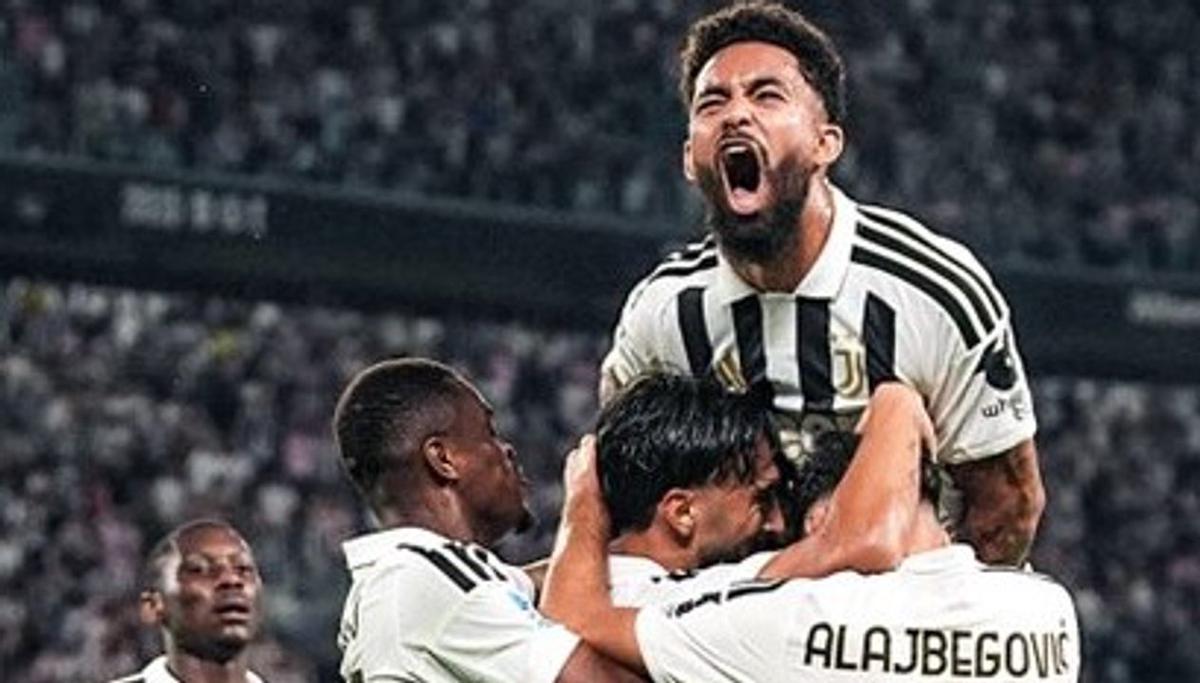 Los jugadores de Juventus celebran otra victoria.