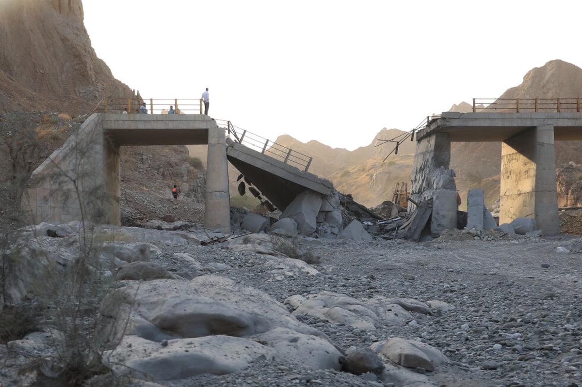 Tensión entre EEUU e Irán por el estrecho de Ormuz y las limitaciones de los ataques aéreos