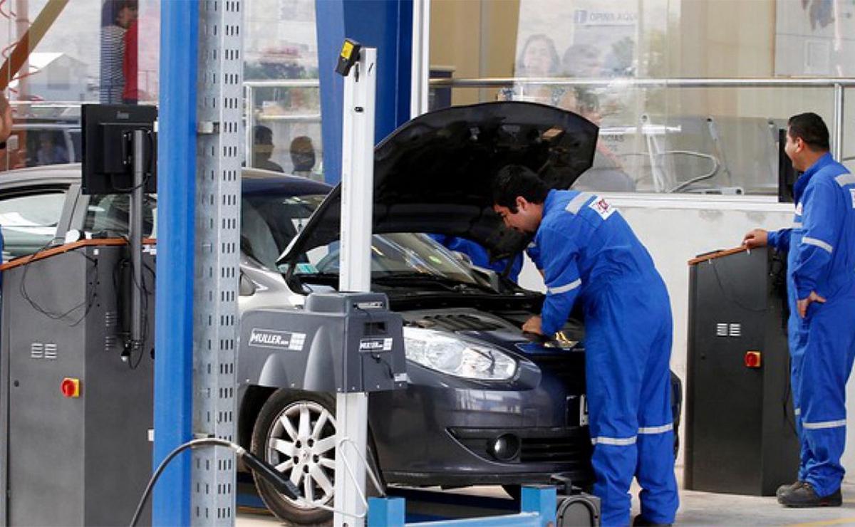 FOTO: Todo lo que hay que saber para hacer la revisión técnica obligatoria vehicular.