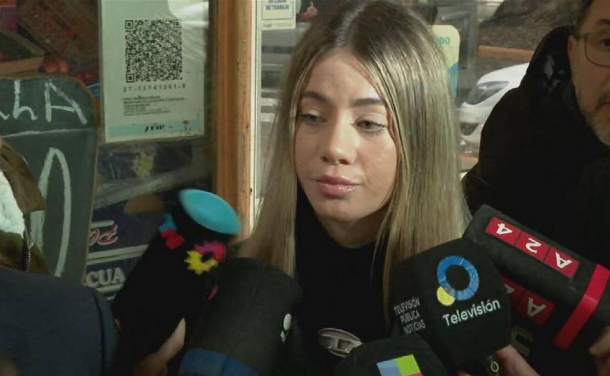 Candela Arizaga desligó a Facundo Moyano.