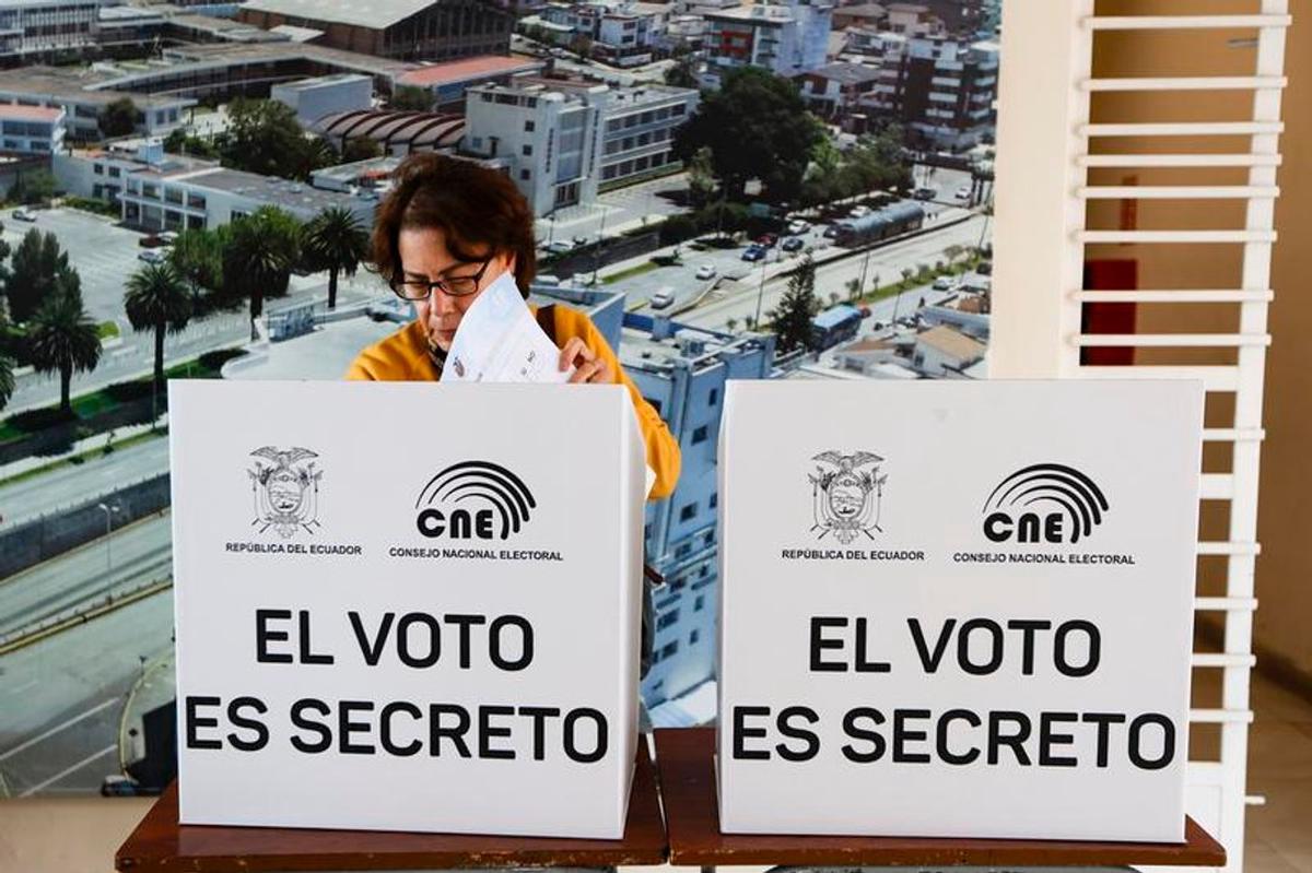 La Policía Nacional de Ecuador informó que fueron detenidas 647 personas.