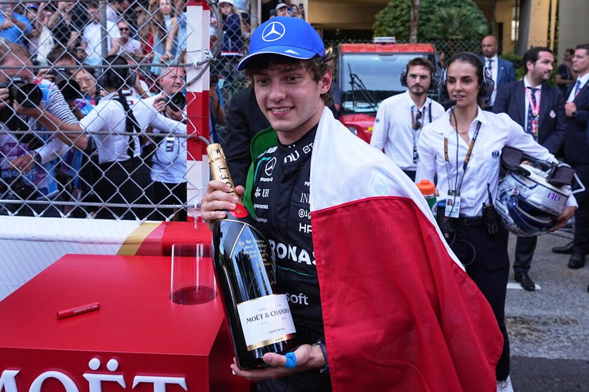 Kimi Antonelli gana el Gran Premio de Mónaco y amplía su racha en el liderato de la F1