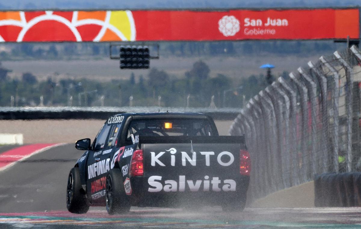 FOTO: Werner y su Hilux ganaron la serie más rápida del domingo