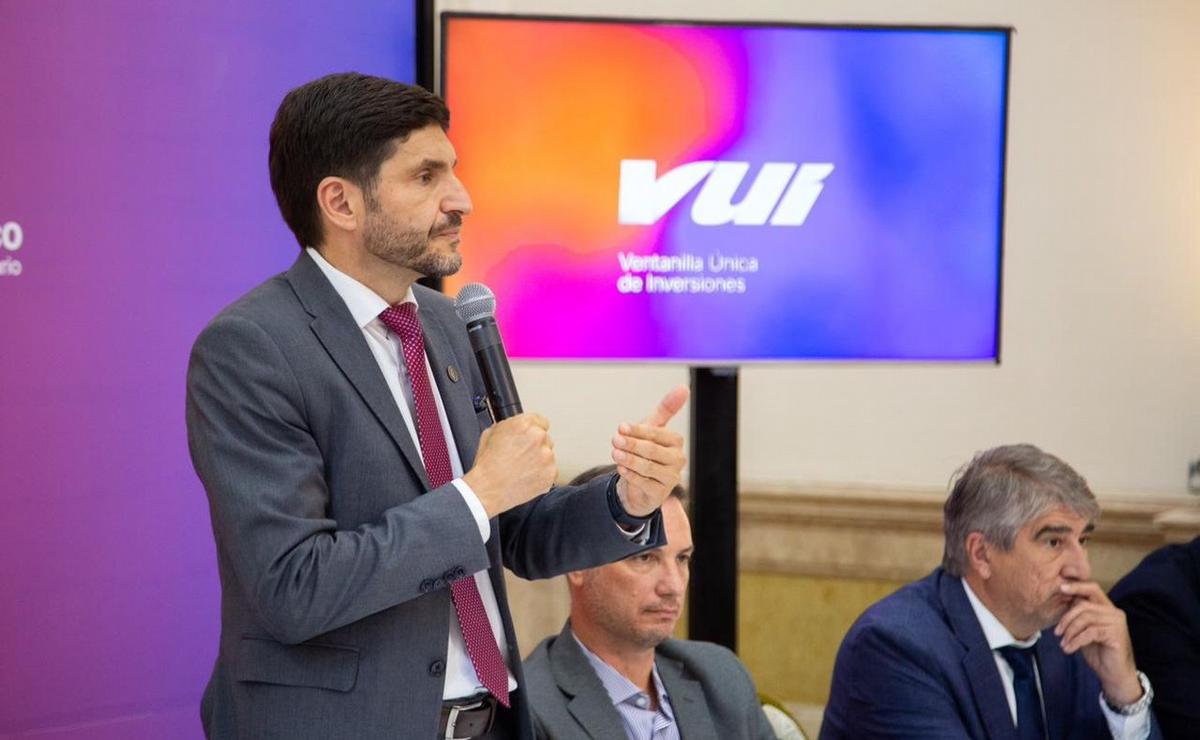 El Gobernador Maximiliano Pullaro.