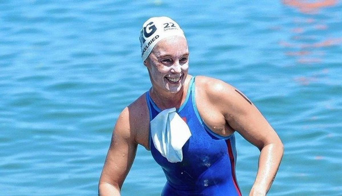 La santafesina Romina Imwinkelried, quien obtuvo la presea de bronce en la competencia de Aguas Abiertas.