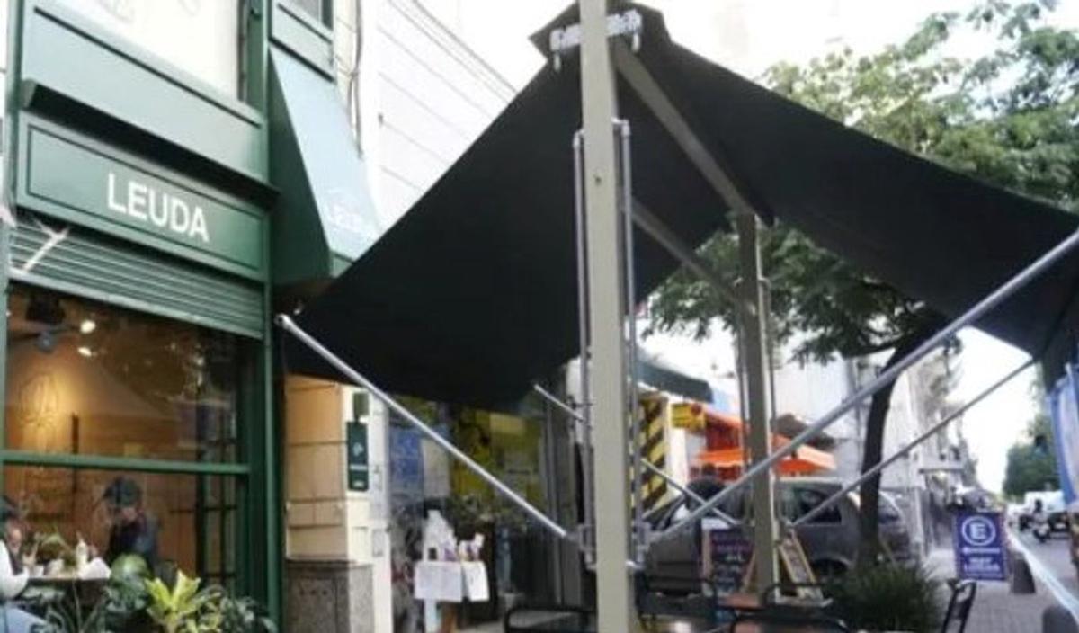 Detenido en Rosario por agredir a una moza en un bar céntrico