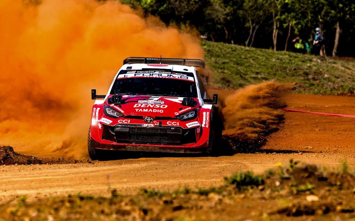 El Rally de Paraguay comenzó a acelerar en tierra colorada