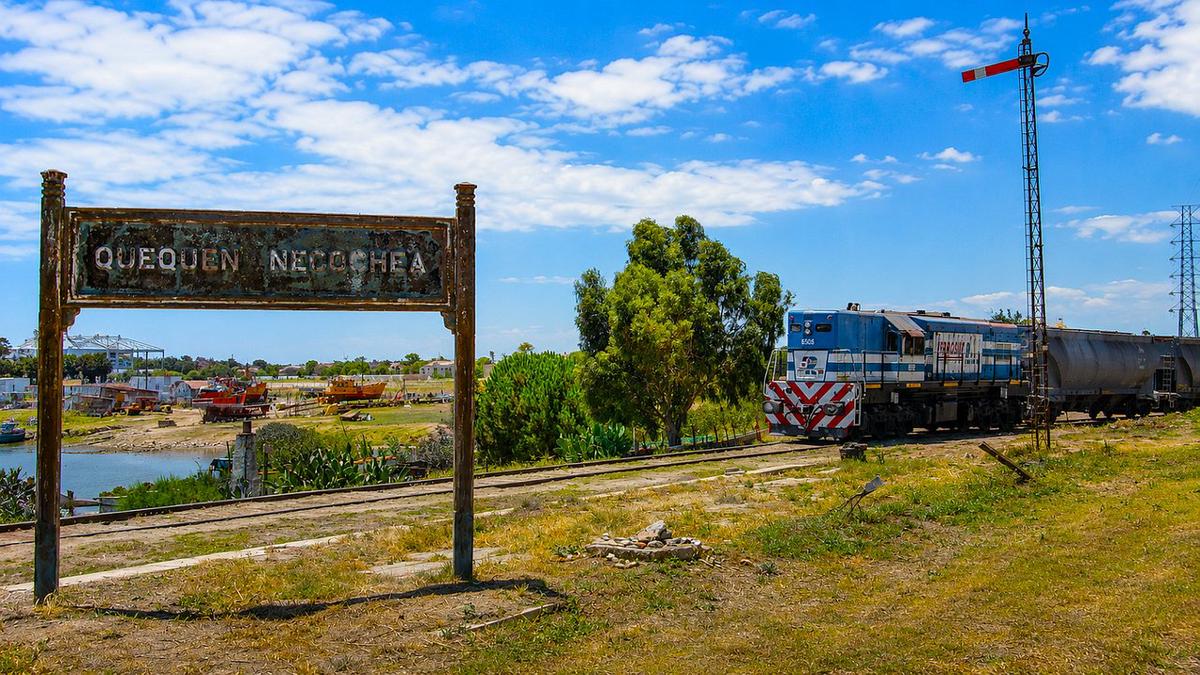 Avanza el proyecto para reactivar el tren a Quequén y transformar la logística en la región